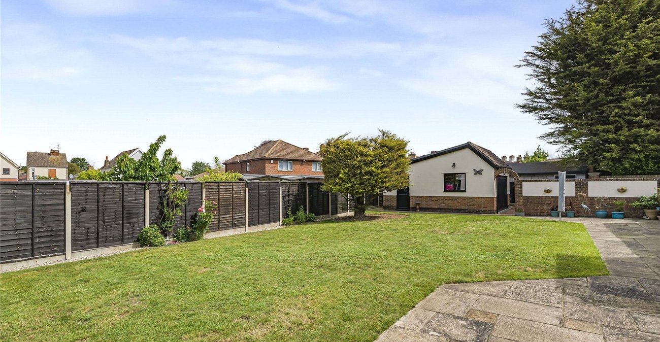 3 bedroom house for sale in Greenhithe | Robinson Jackson