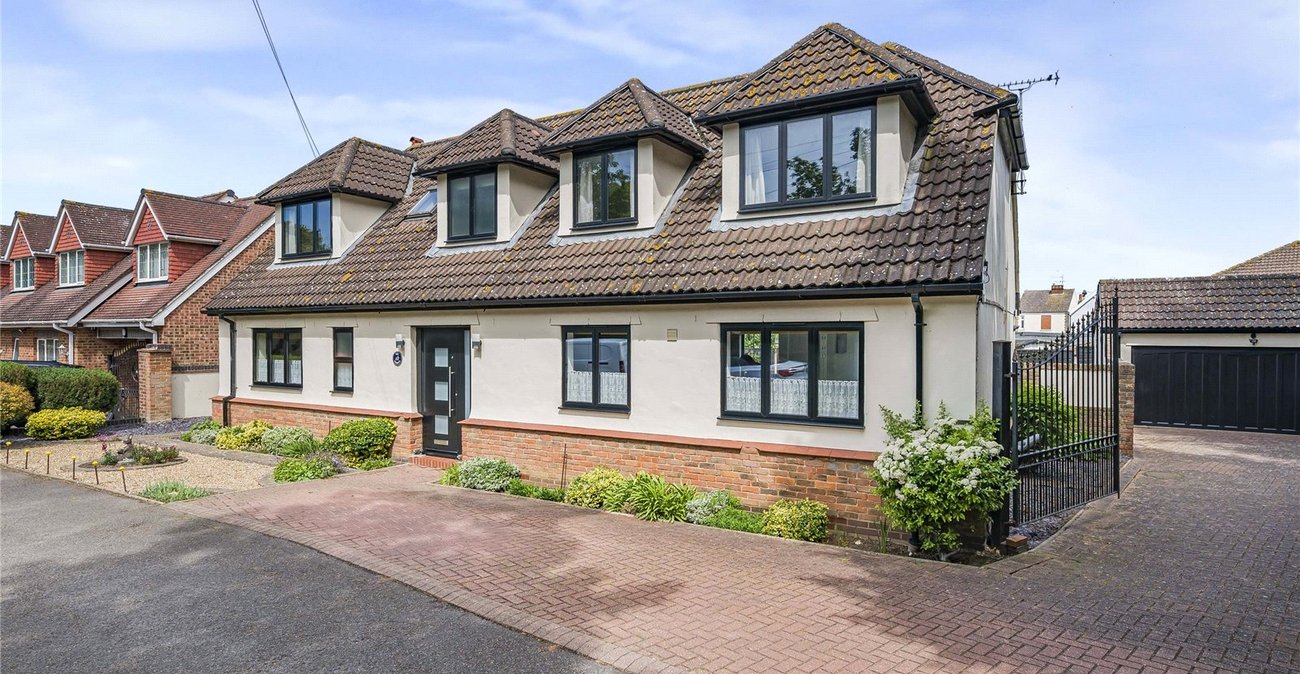 3 bedroom house for sale in Greenhithe | Robinson Jackson