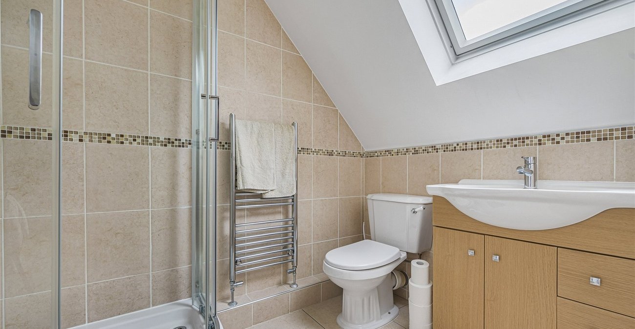 3 bedroom house for sale in Greenhithe | Robinson Jackson