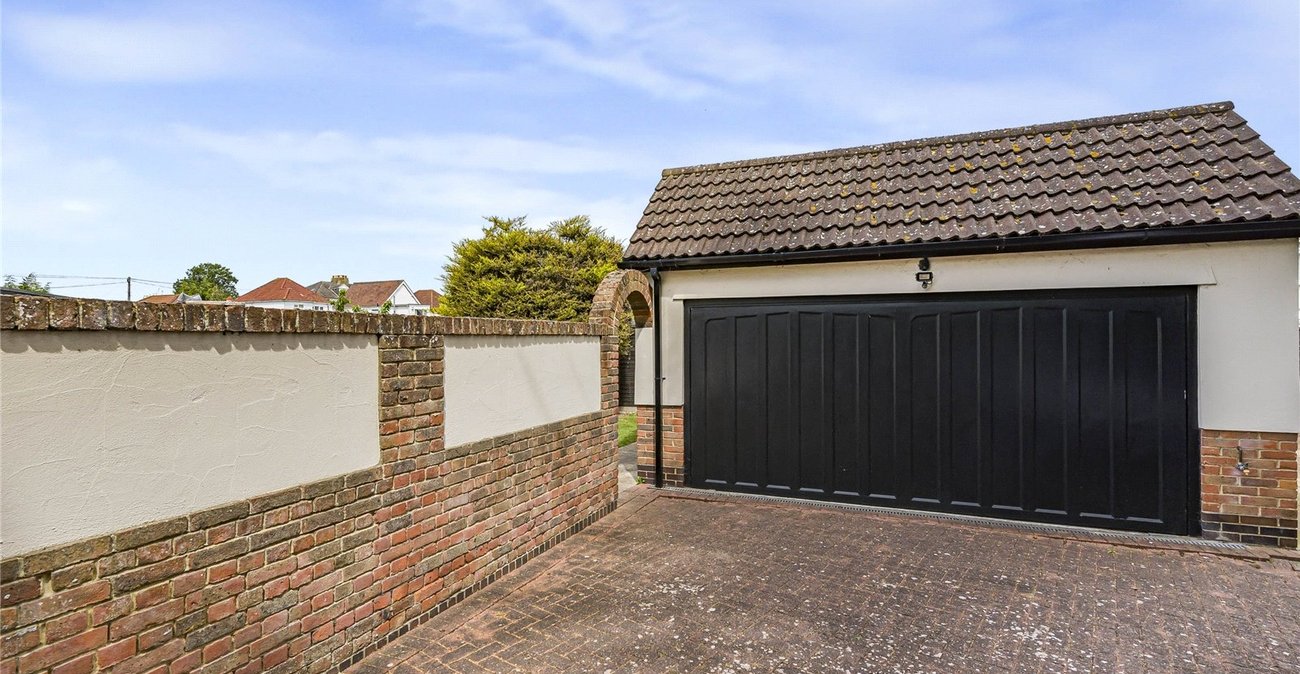 3 bedroom house for sale in Greenhithe | Robinson Jackson