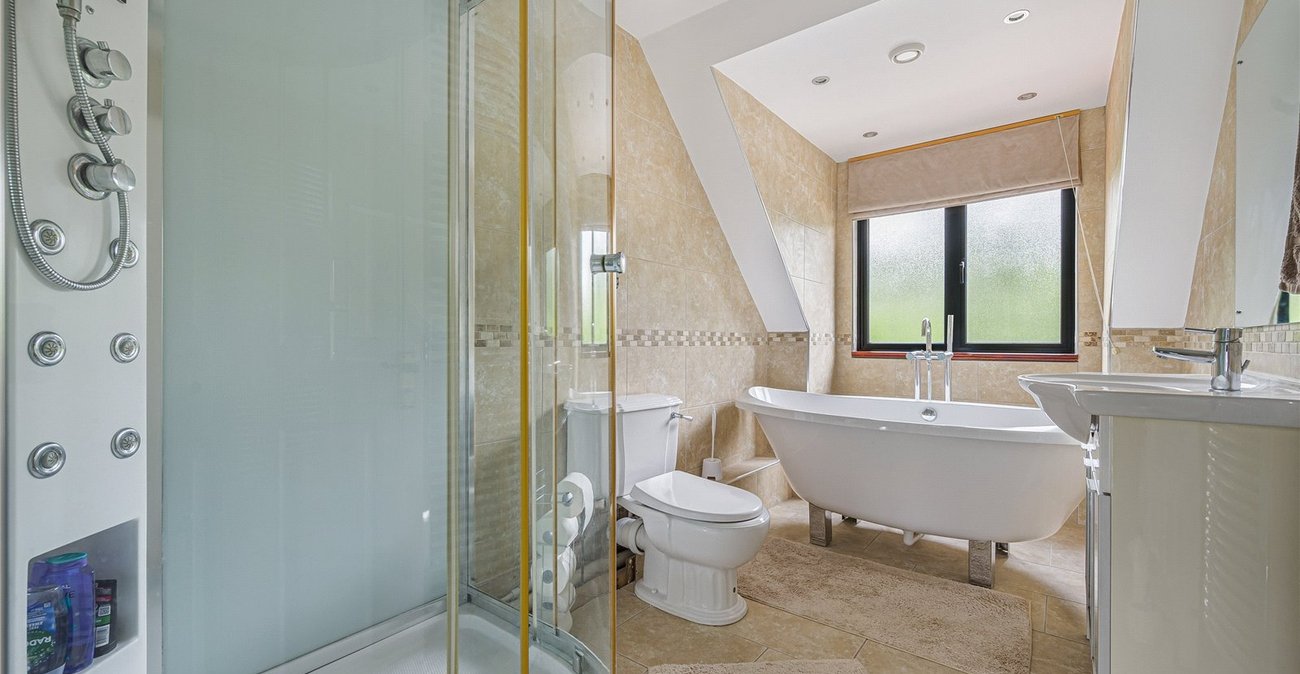3 bedroom house for sale in Greenhithe | Robinson Jackson