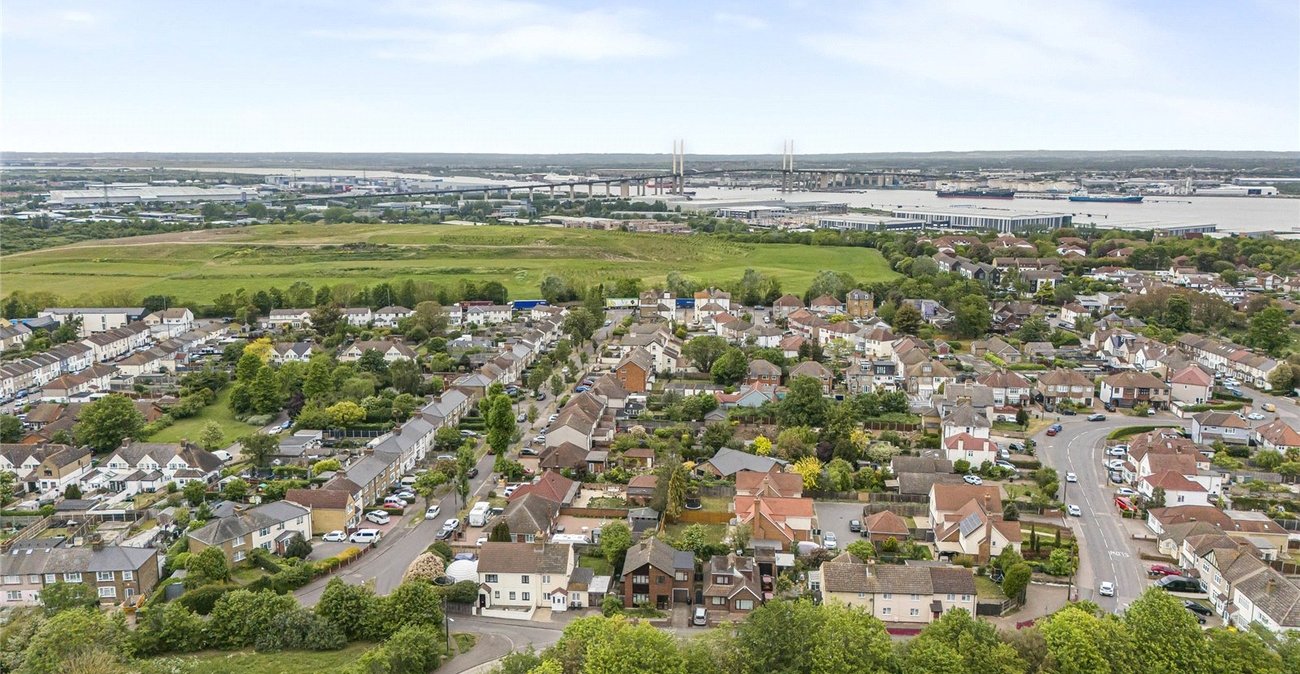 3 bedroom house for sale in Greenhithe | Robinson Jackson