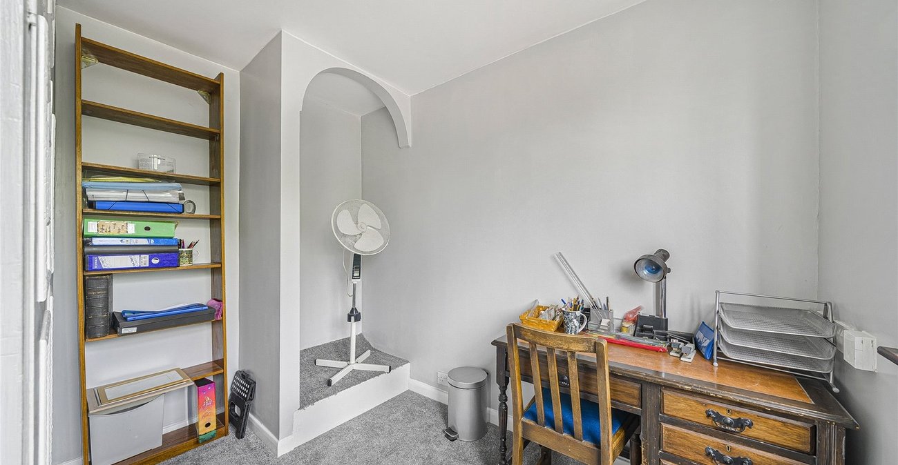 3 bedroom house for sale in Greenhithe | Robinson Jackson
