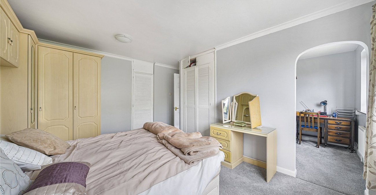 3 bedroom house for sale in Greenhithe | Robinson Jackson