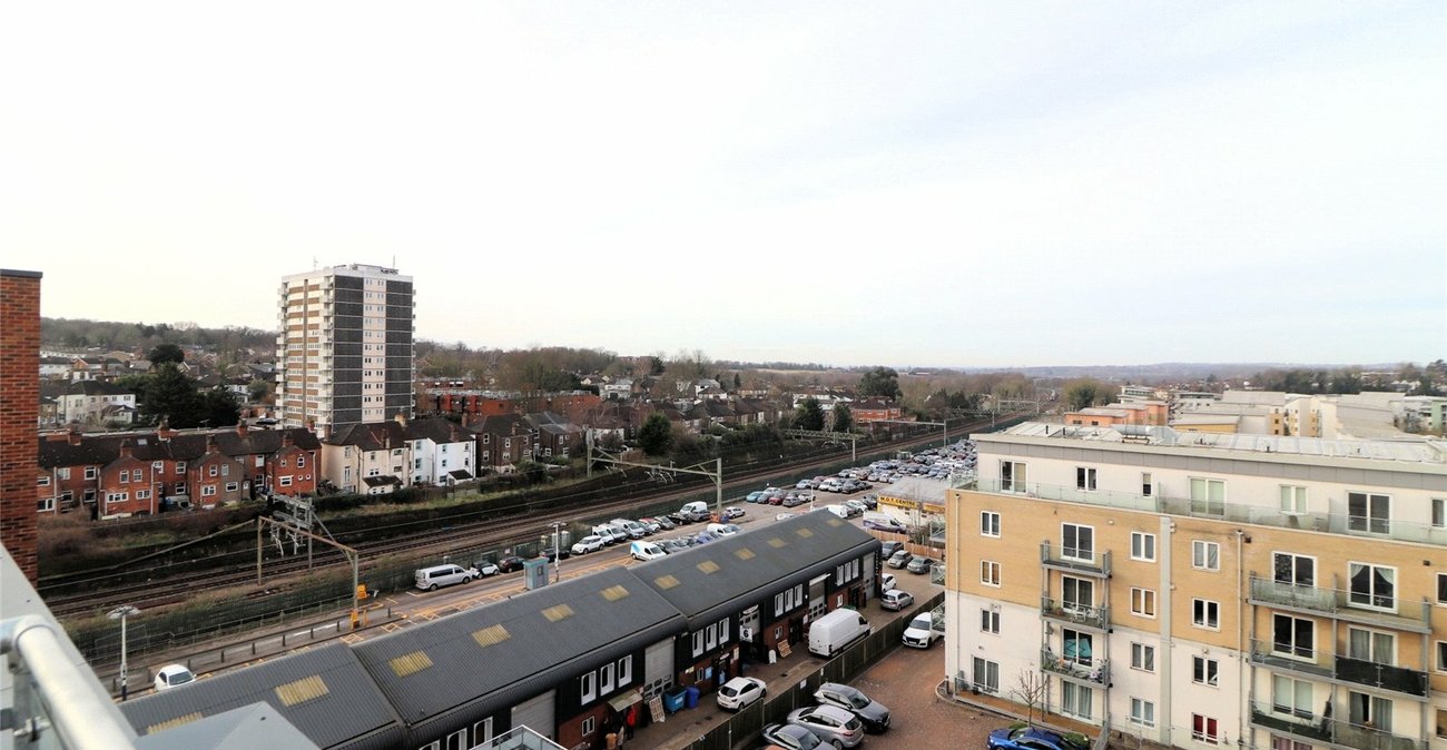 2 bedroom property for sale in Brentwood | Robinson Jackson