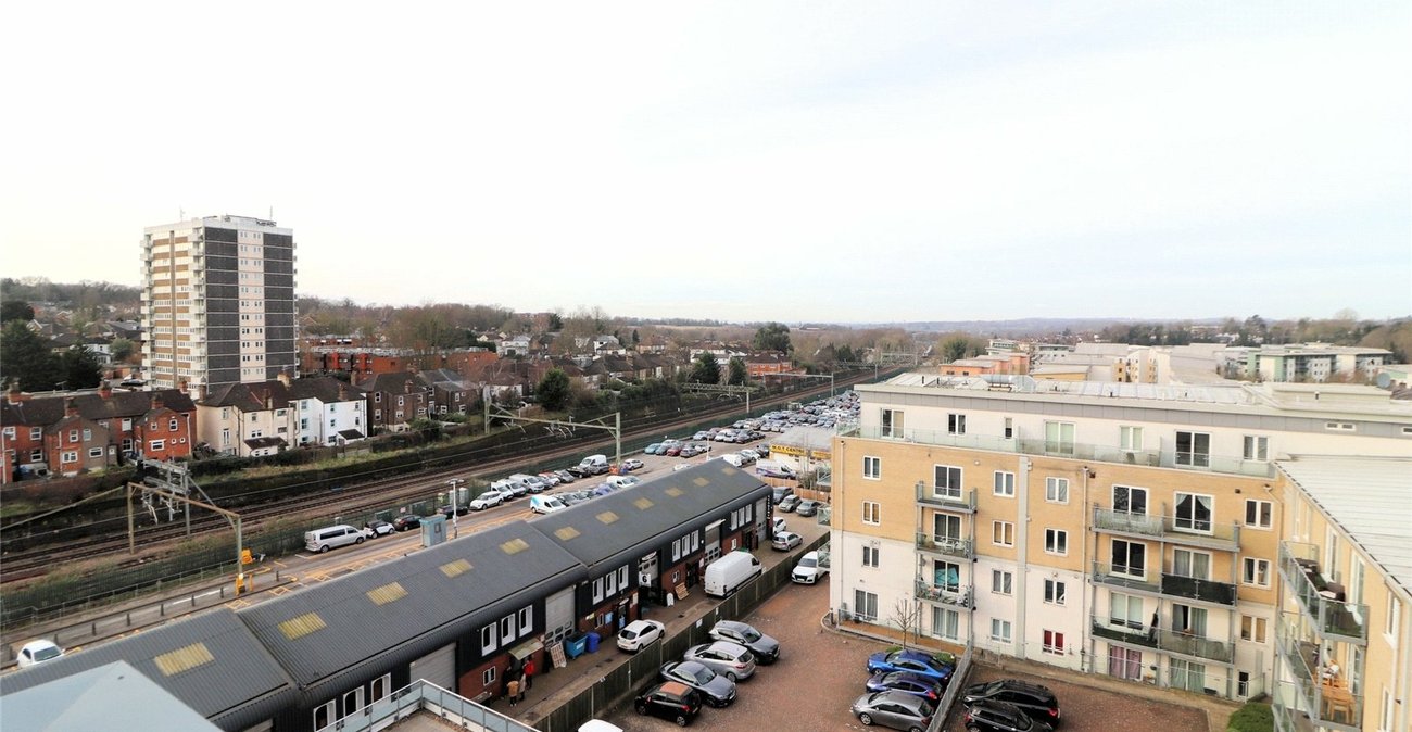 2 bedroom property for sale in Brentwood | Robinson Jackson