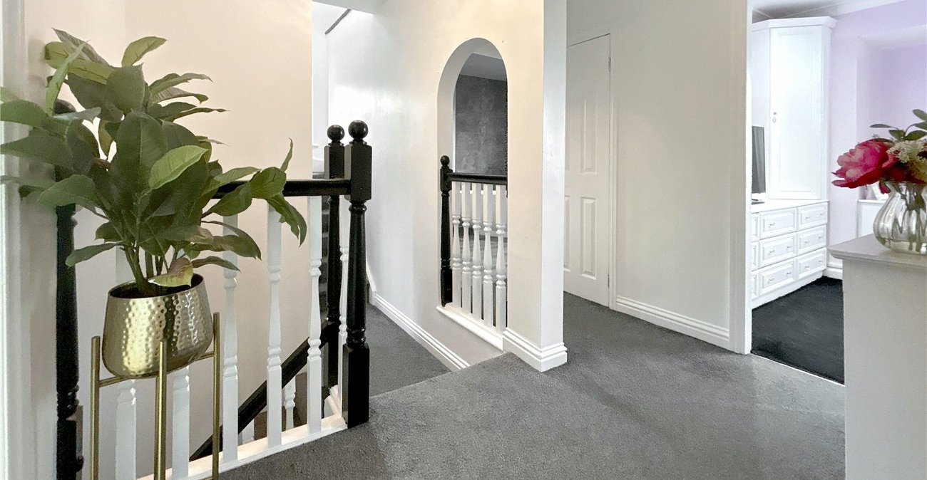 5 bedroom house for sale in Sidcup | Robinson Jackson