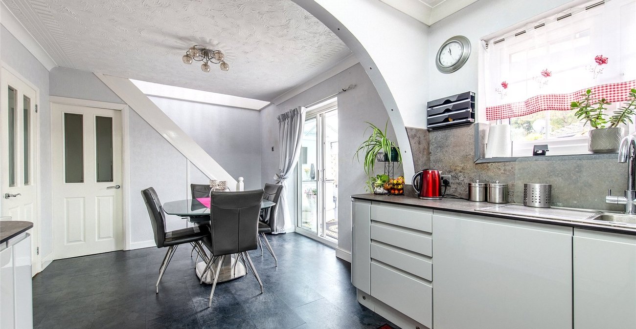 2 bedroom house for sale in Higham | Robinson Michael & Jackson