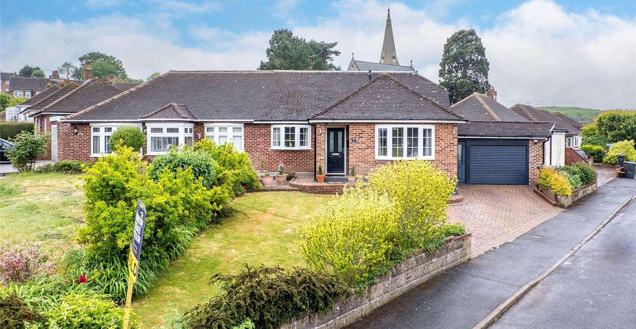 2 bedroom house for sale in Higham | Robinson Michael & Jackson