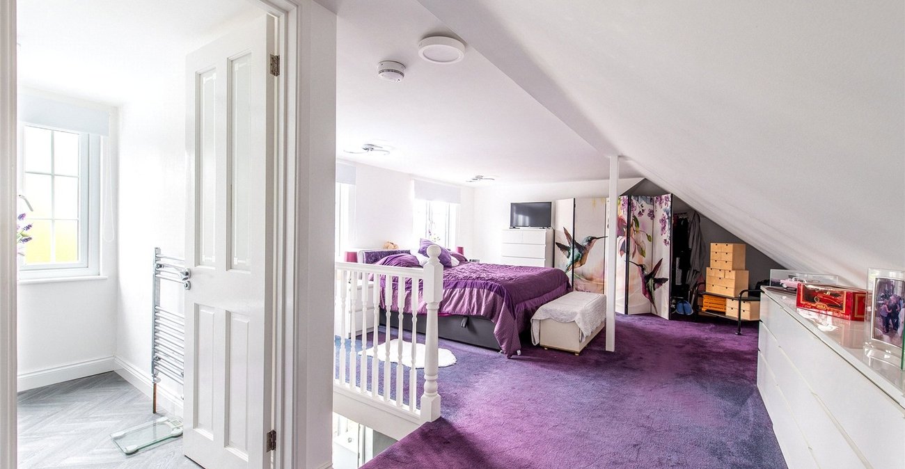 2 bedroom house for sale in Higham | Robinson Michael & Jackson