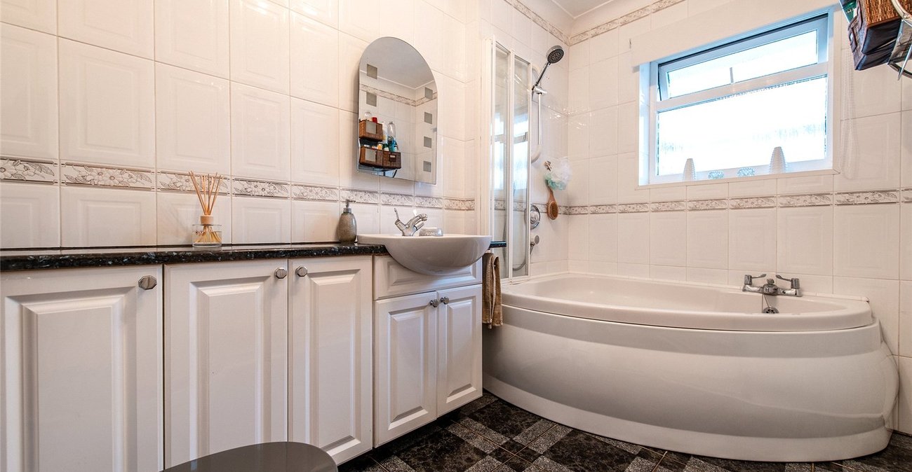 2 bedroom house for sale in Higham | Robinson Michael & Jackson