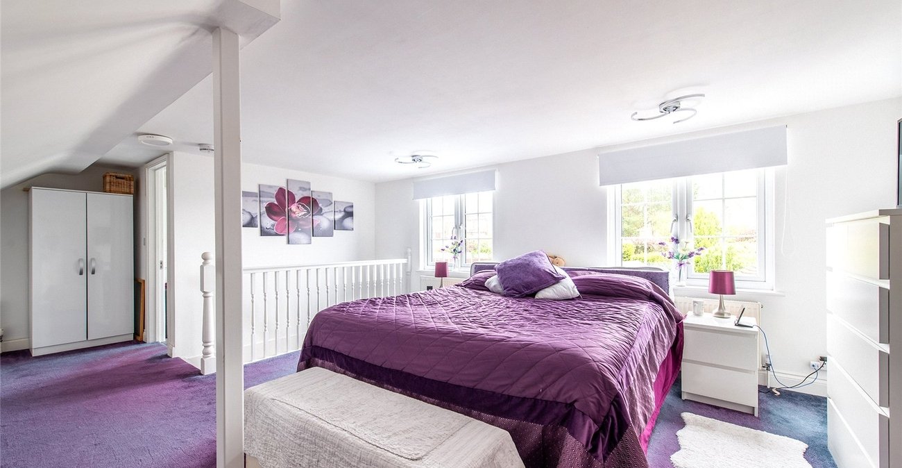 2 bedroom house for sale in Higham | Robinson Michael & Jackson