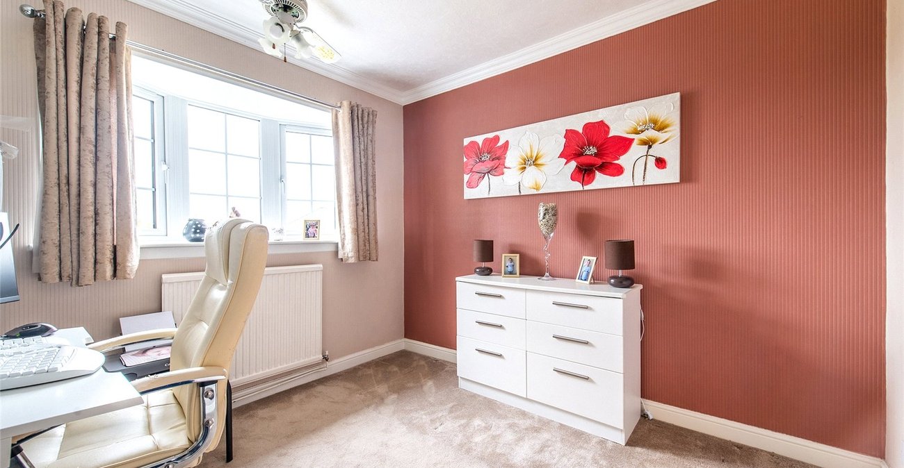2 bedroom house for sale in Higham | Robinson Michael & Jackson