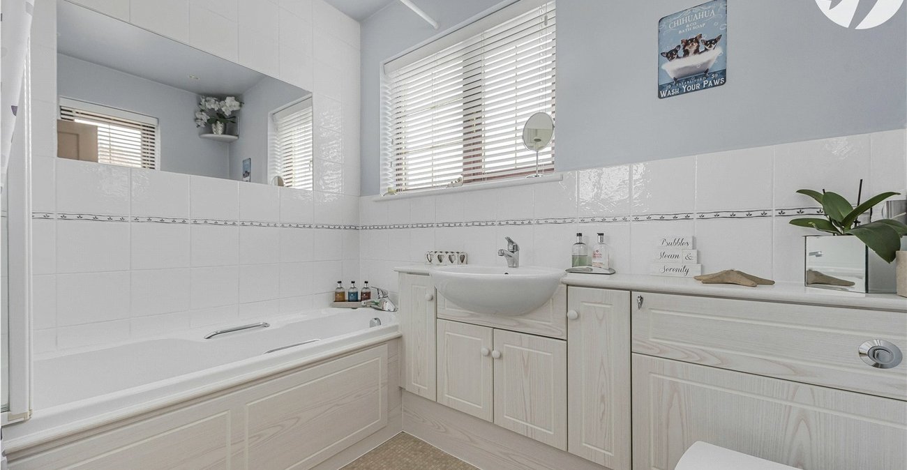 3 bedroom house for sale in Dartford | Robinson Jackson