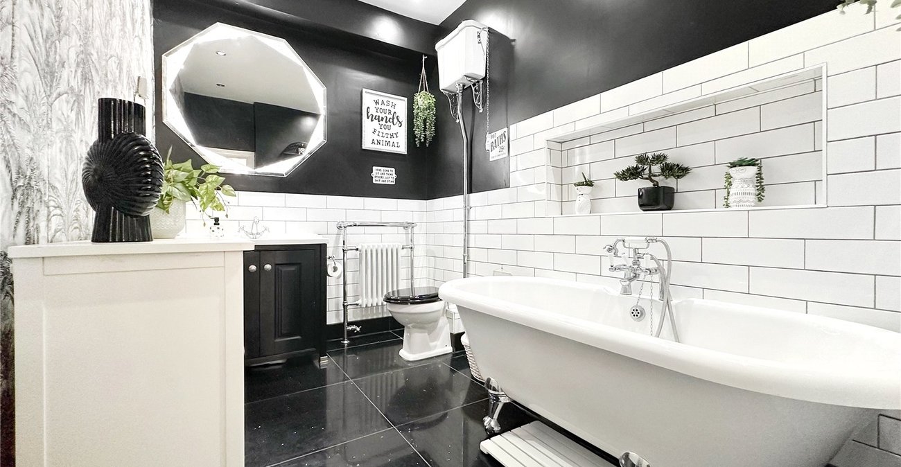 4 bedroom house for sale in Gillingham | Robinson Michael & Jackson
