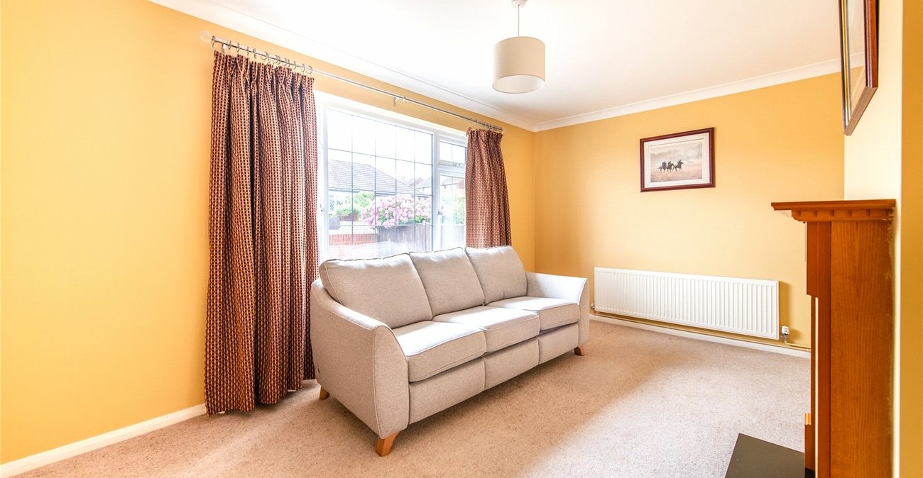 3 bedroom bungalow for sale in Higham | Robinson Michael & Jackson