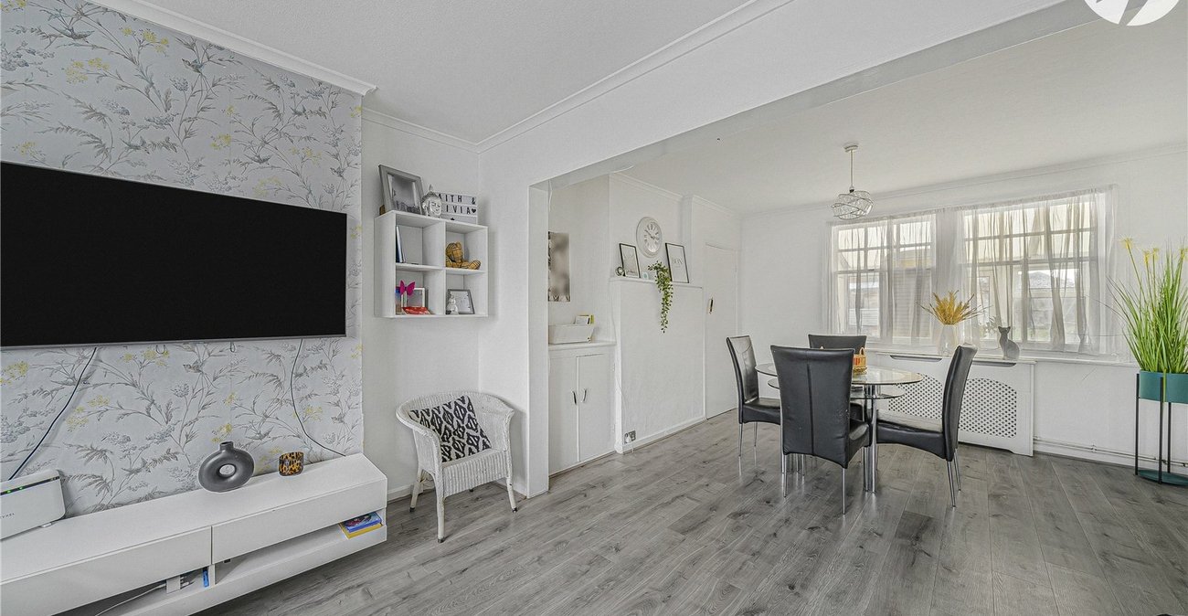 3 bedroom house for sale in Stone | Robinson Jackson