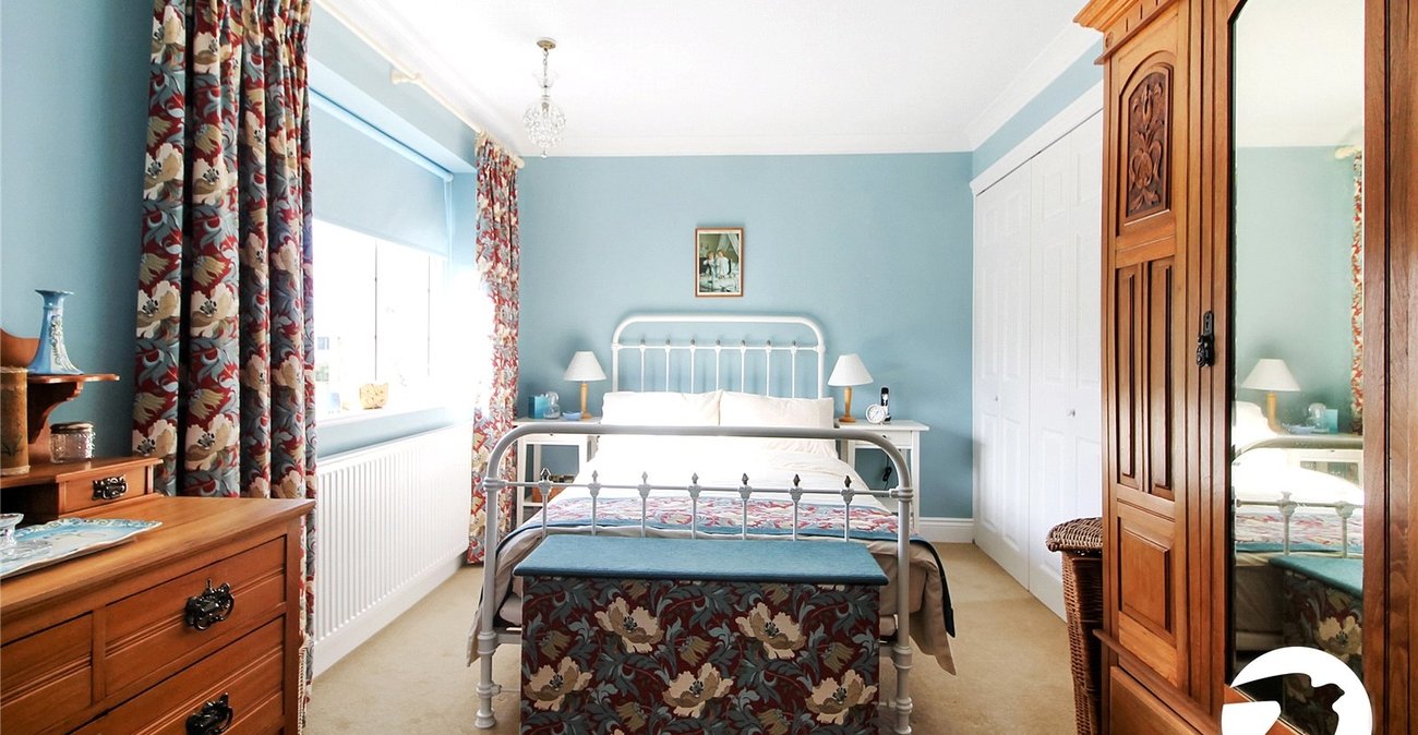 3 bedroom house for sale in Rochester | Robinson Michael & Jackson