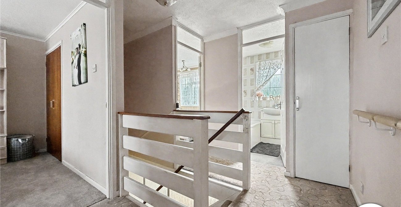 3 bedroom house for sale in Rochester | Robinson Michael & Jackson