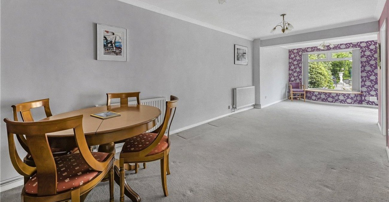 2 bedroom bungalow for sale in Orpington | Robinson Jackson