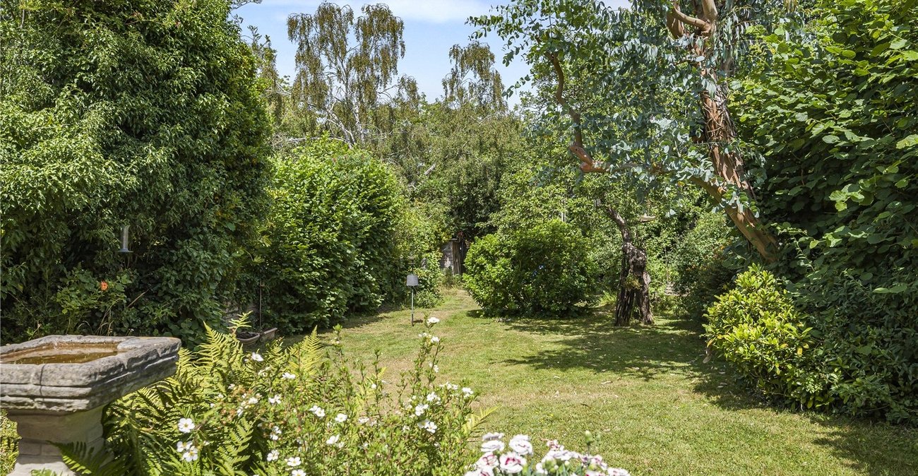 3 bedroom house for sale in London Road | Robinson Jackson