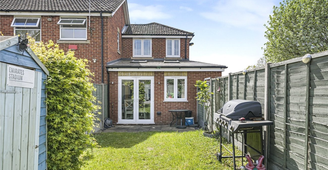 3 bedroom house for sale in Darenth Village Park | Robinson Jackson
