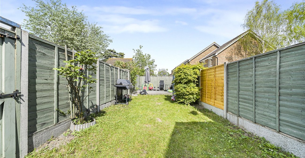 3 bedroom house for sale in Darenth Village Park | Robinson Jackson