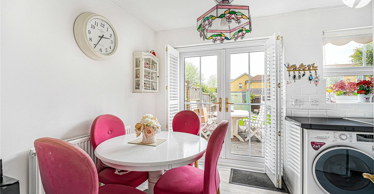2 bedroom house for sale in Dartford | Robinson Jackson