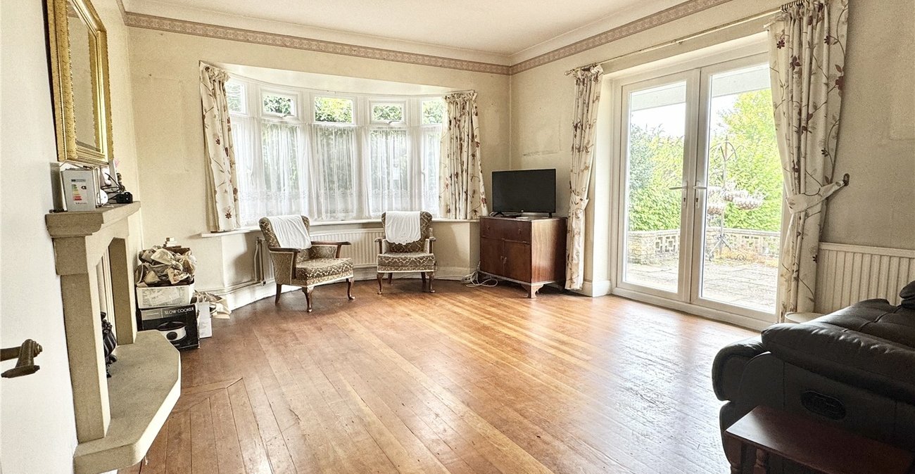 3 bedroom bungalow for sale in Eynsford | Robinson Jackson