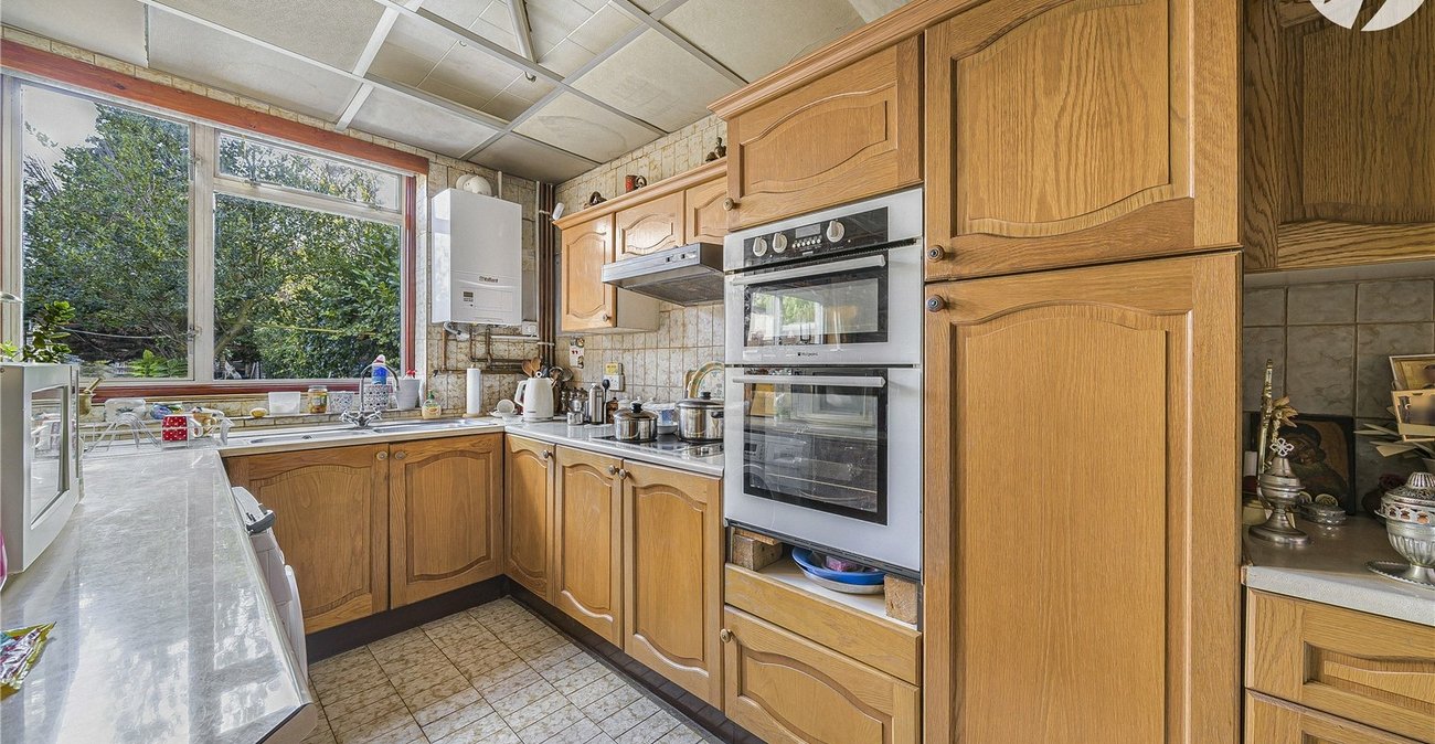 3 bedroom house for sale in Dartford | Robinson Jackson