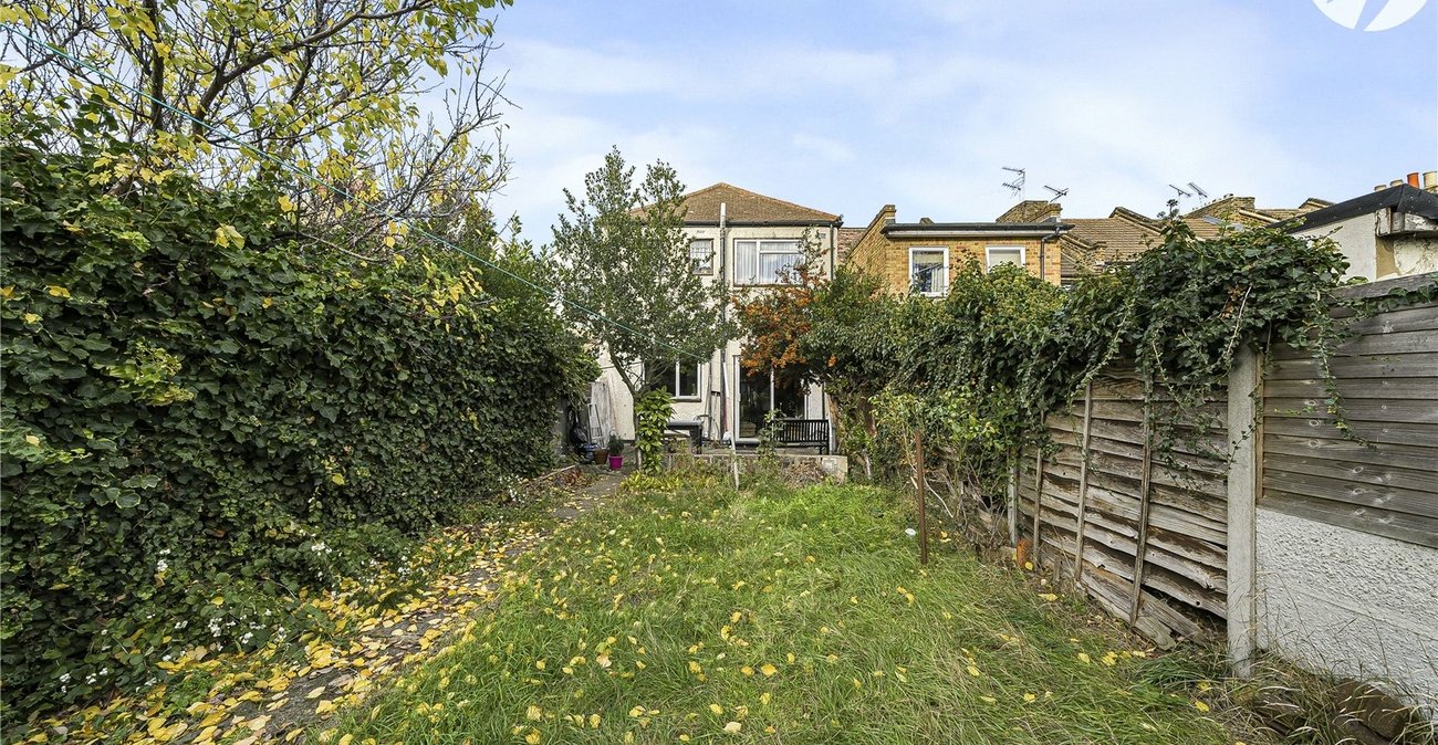 3 bedroom house for sale in Dartford | Robinson Jackson