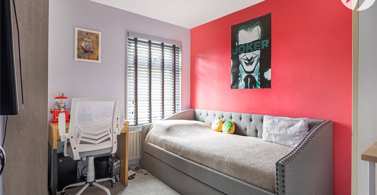 2 bedroom house for sale in Dartford | Robinson Jackson