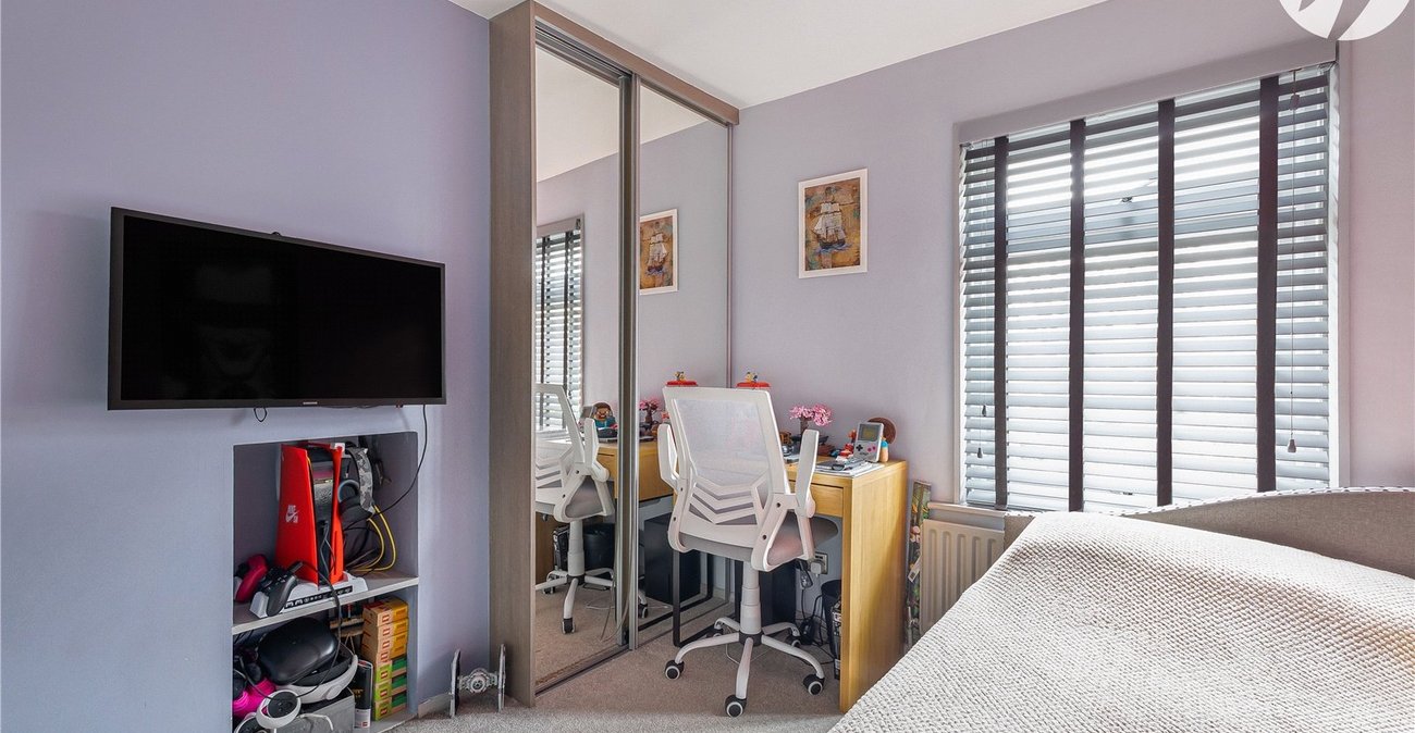 2 bedroom house for sale in Dartford | Robinson Jackson