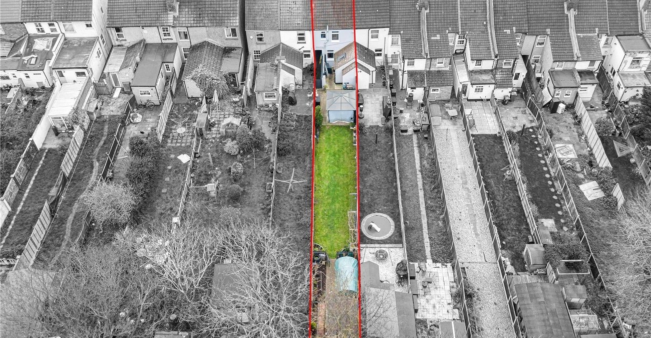 2 bedroom house for sale in Dartford | Robinson Jackson