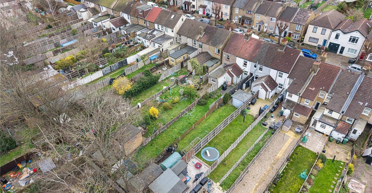 2 bedroom house for sale in Dartford | Robinson Jackson