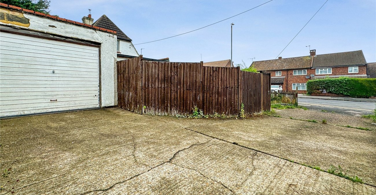 2 bedroom house for sale in Swanley | Robinson Jackson