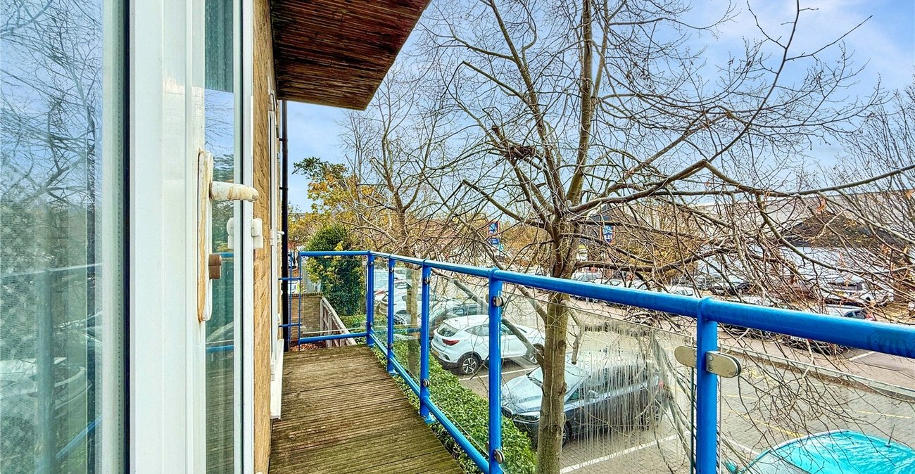 2 bedroom property for sale in Swanley | Robinson Jackson