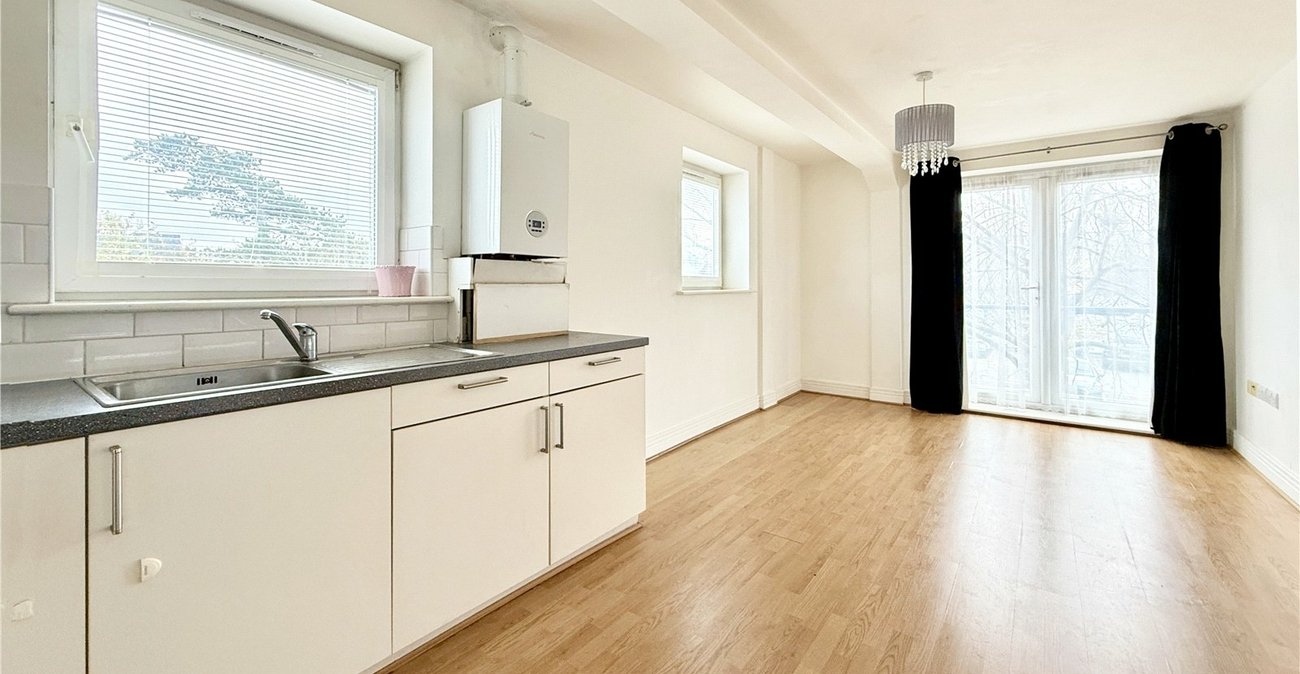 2 bedroom property for sale in Swanley | Robinson Jackson