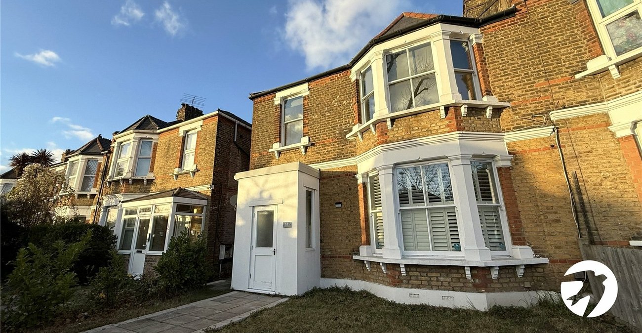 1 bedroom property for sale in London | Robinson Jackson