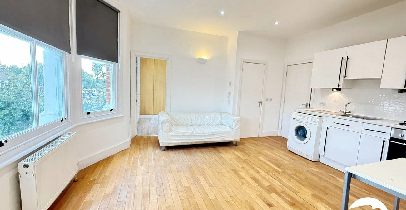 1 bedroom property for sale in London | Robinson Jackson