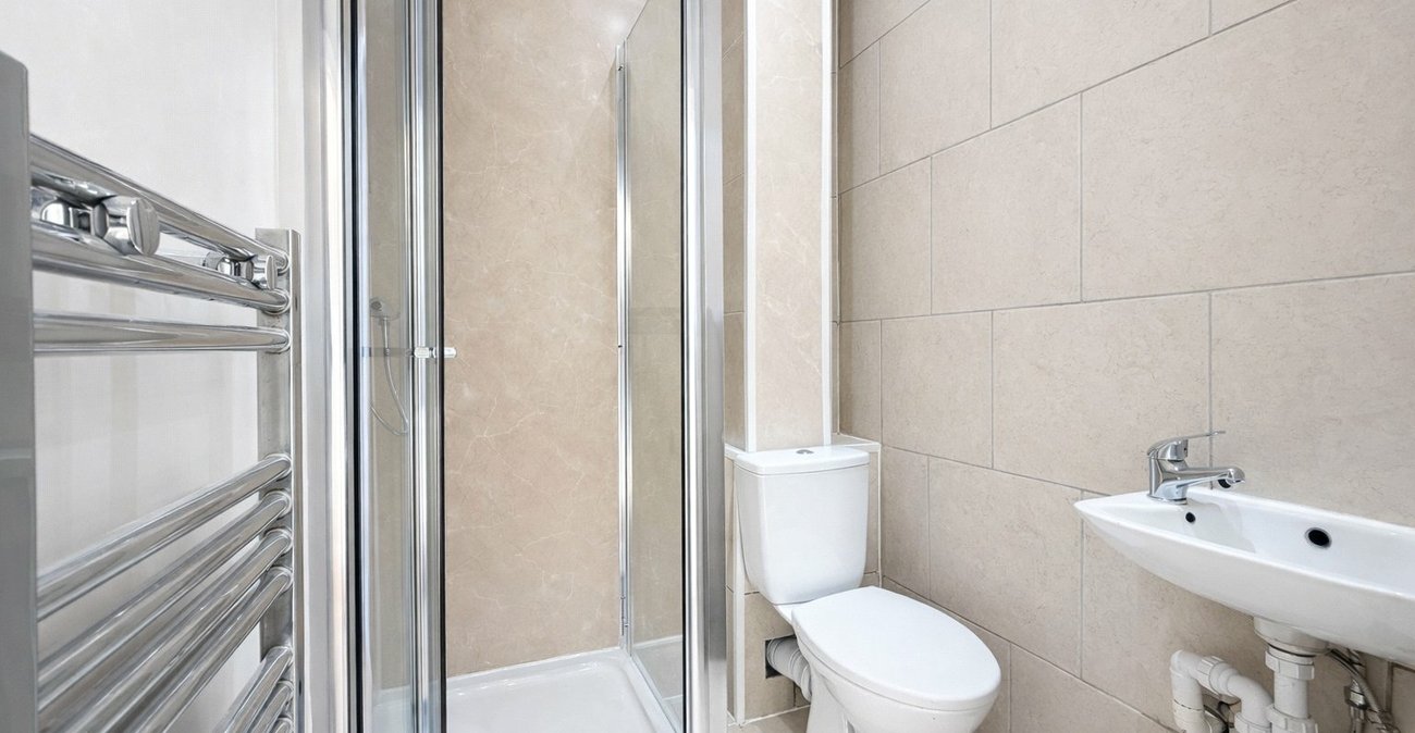 1 bedroom property to rent in London | Robinson Jackson