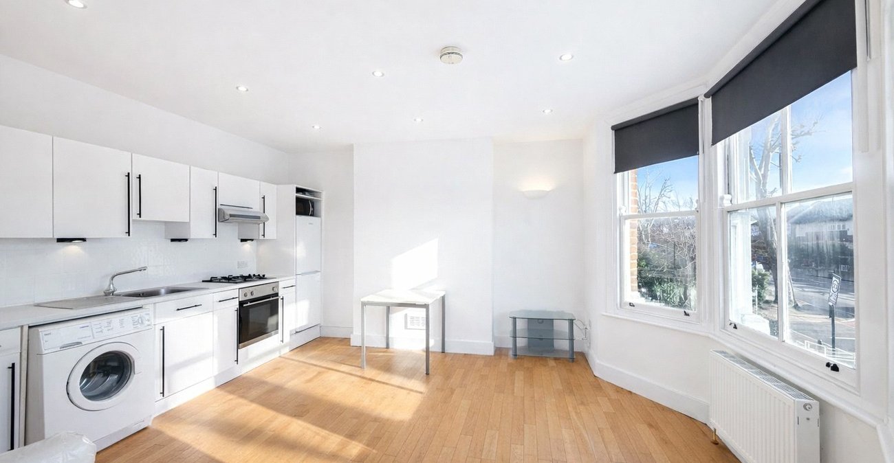 1 bedroom property to rent in London | Robinson Jackson