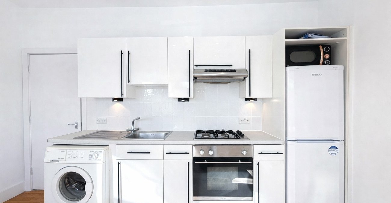 1 bedroom property to rent in London | Robinson Jackson