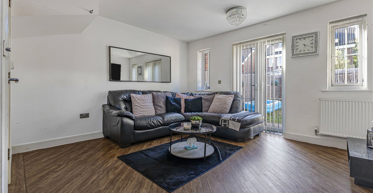 3 bedroom property for sale in Rochester | Robinson Michael & Jackson