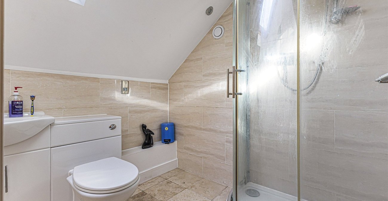 3 bedroom property for sale in Rochester | Robinson Michael & Jackson