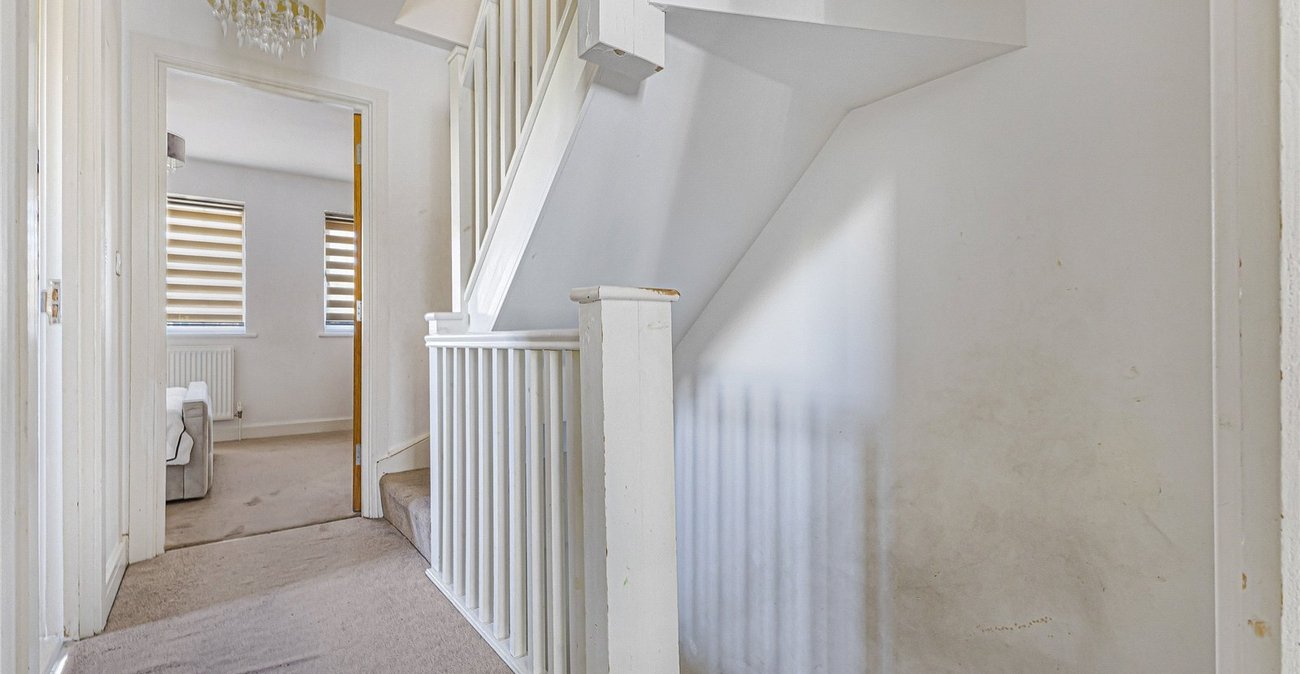 3 bedroom property for sale in Rochester | Robinson Michael & Jackson