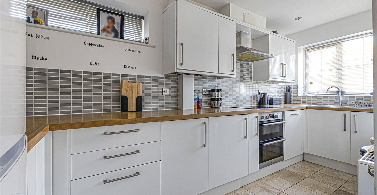 3 bedroom property for sale in Rochester | Robinson Michael & Jackson