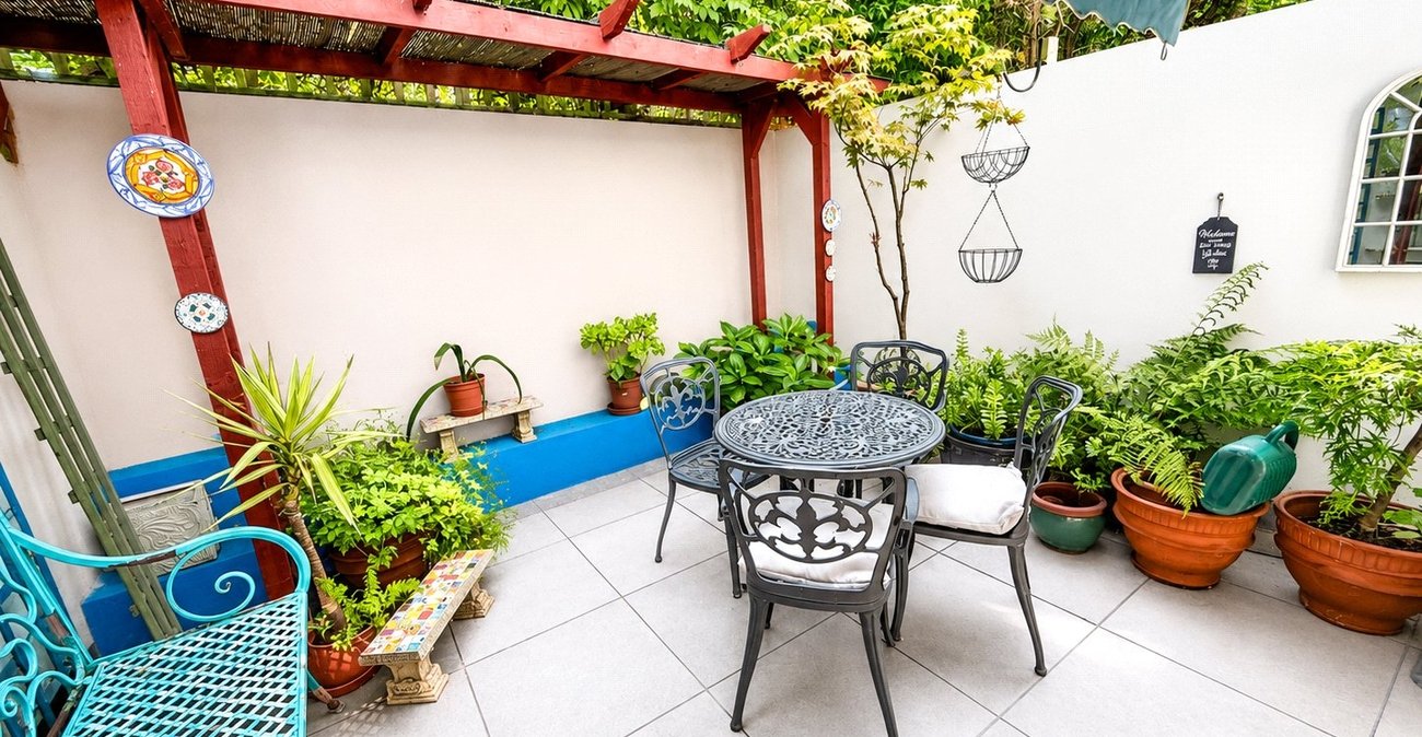 2 bedroom house for sale in Brockley | Robinson Jackson
