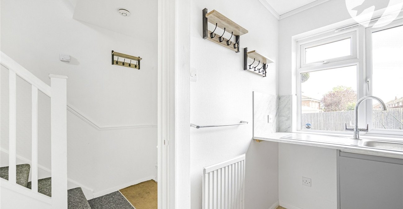 2 bedroom house for sale in Swanscombe | Robinson Jackson