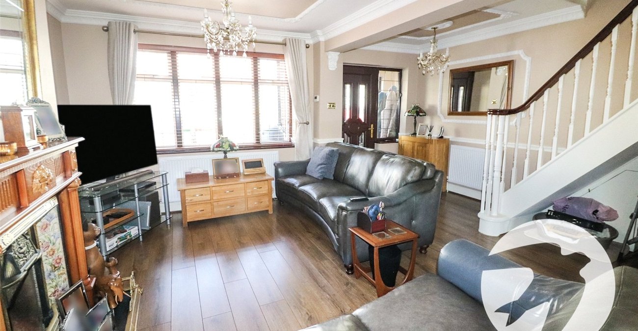 4 bedroom house for sale in Erith | Robinson Jackson